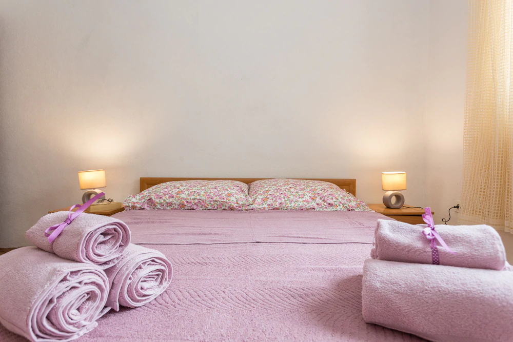 Ellu Apartments