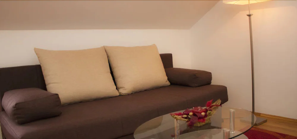 Green Park Apartments