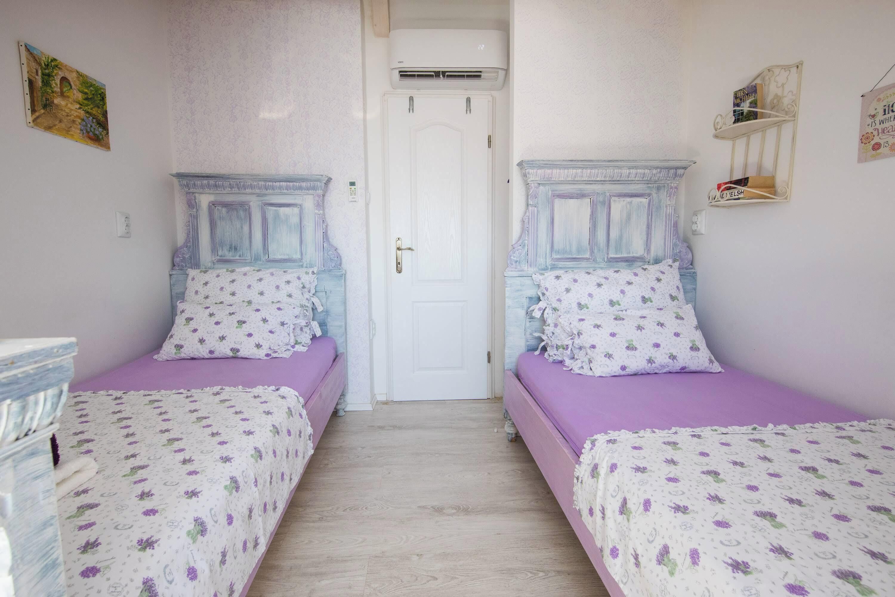 Guest House Gugily