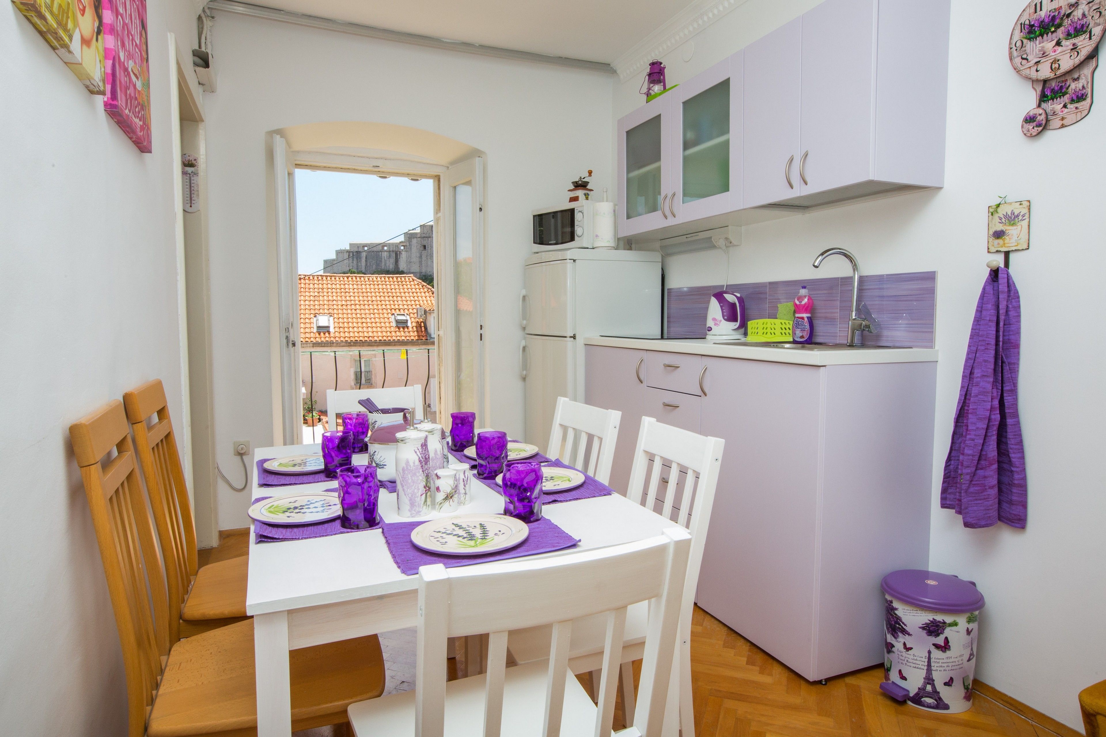Guest House Gugily