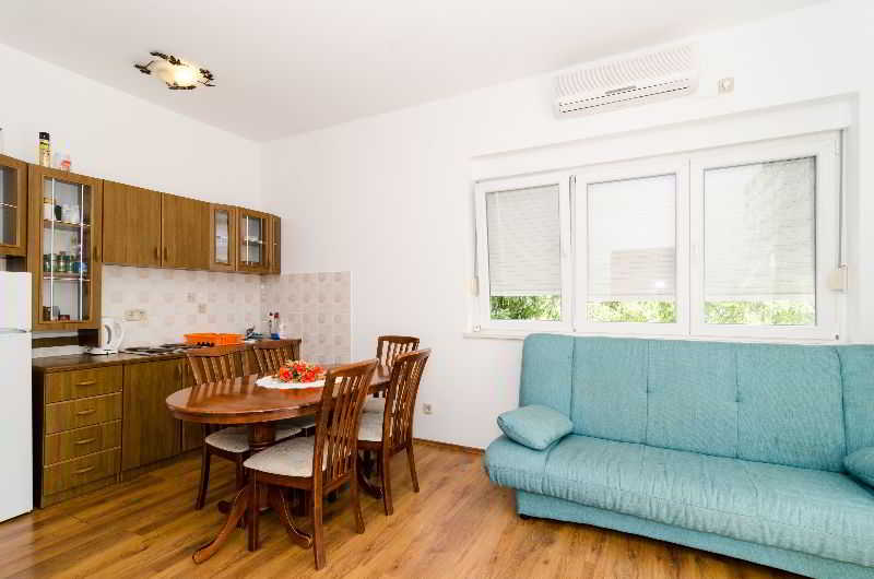 Guest House Kalauz