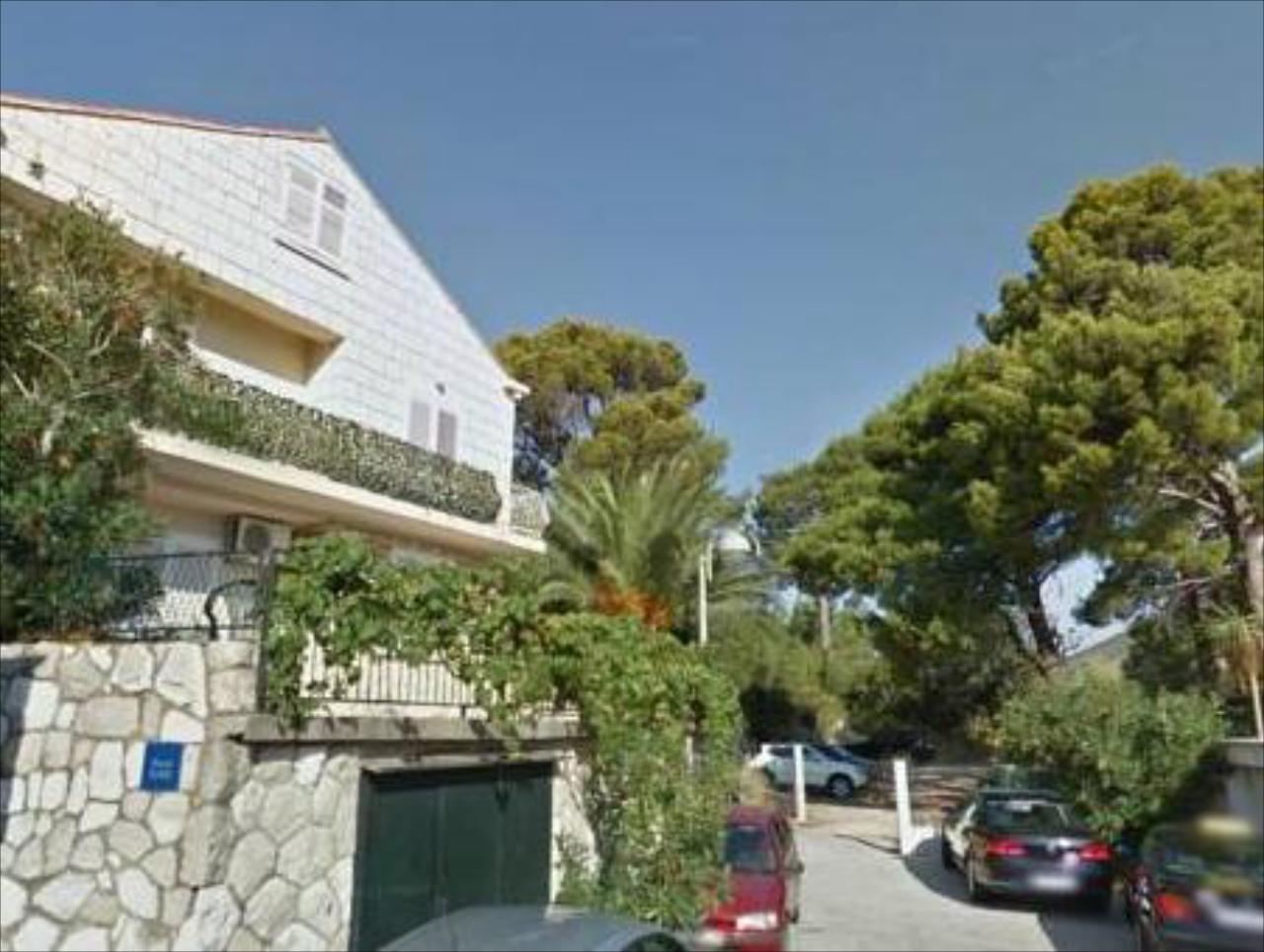 Guest House Mrdalo