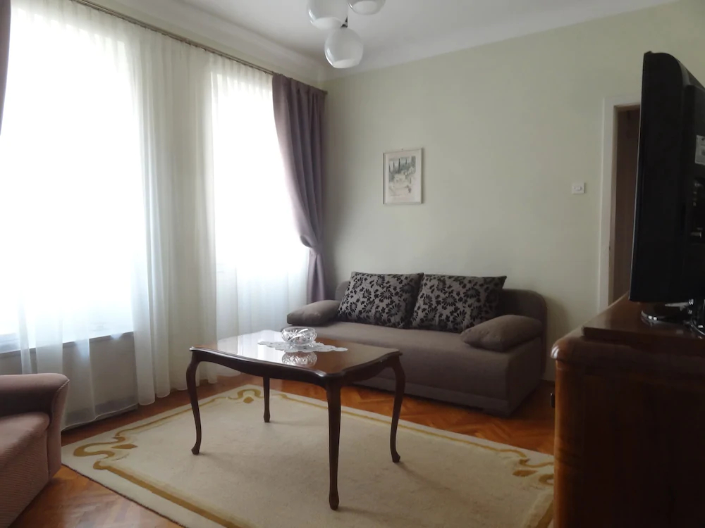 Heart of the City Apartments