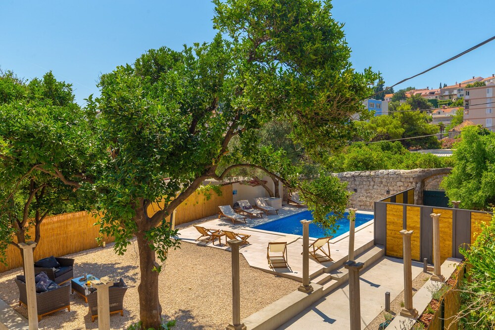 Hedera Estate, Villa Hedera IV