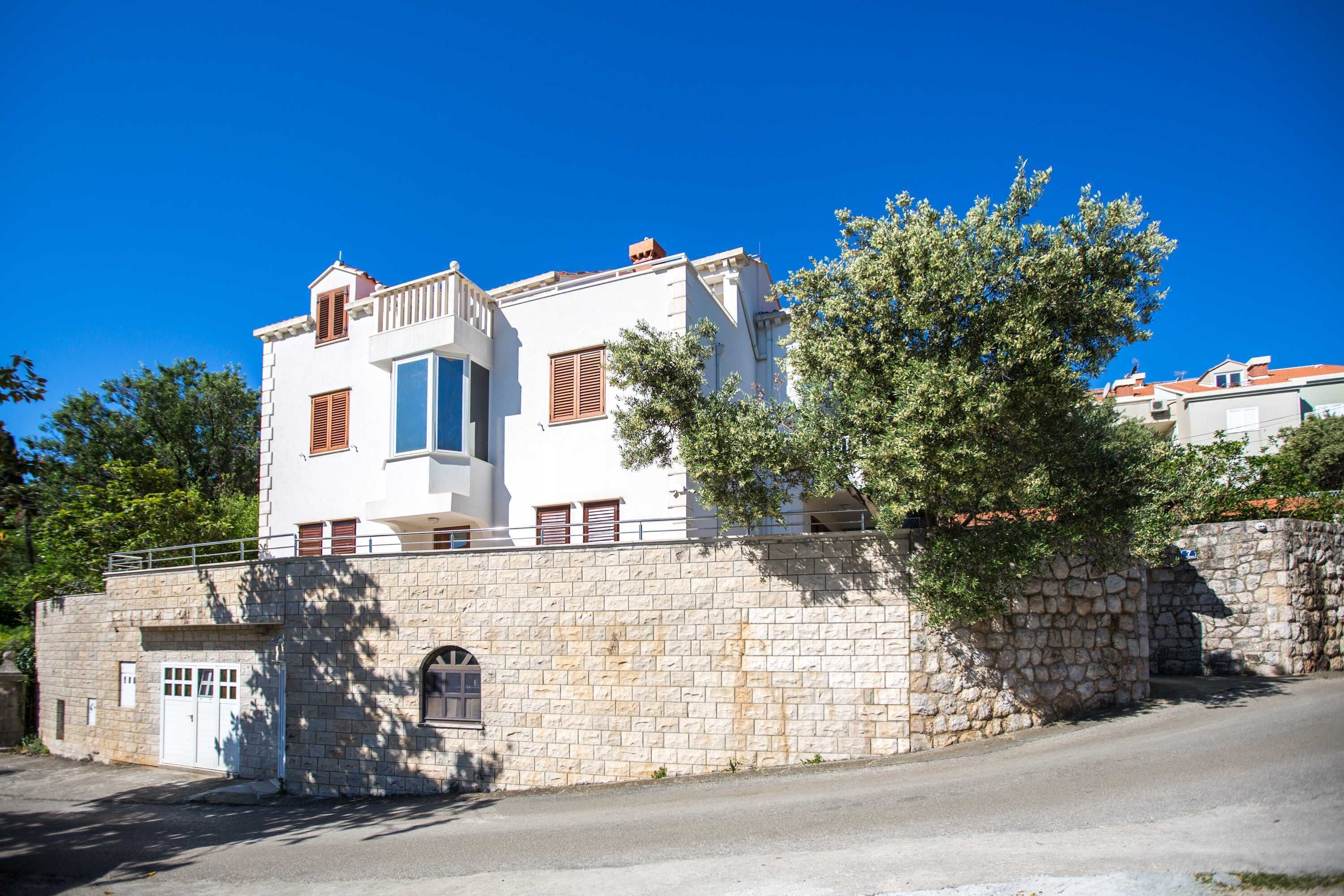 Holiday Home Lapad Beach Royal