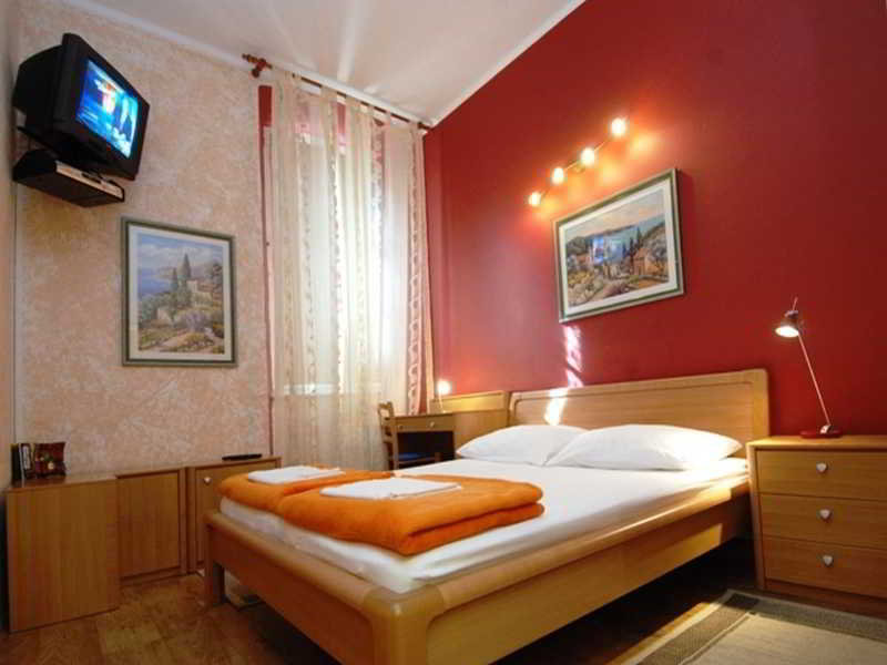 Hotel Denis