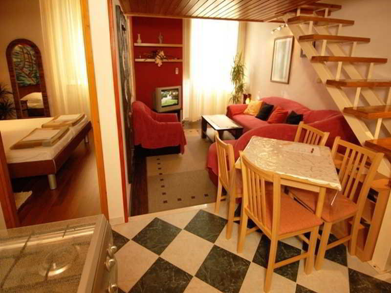 Hotel Denis