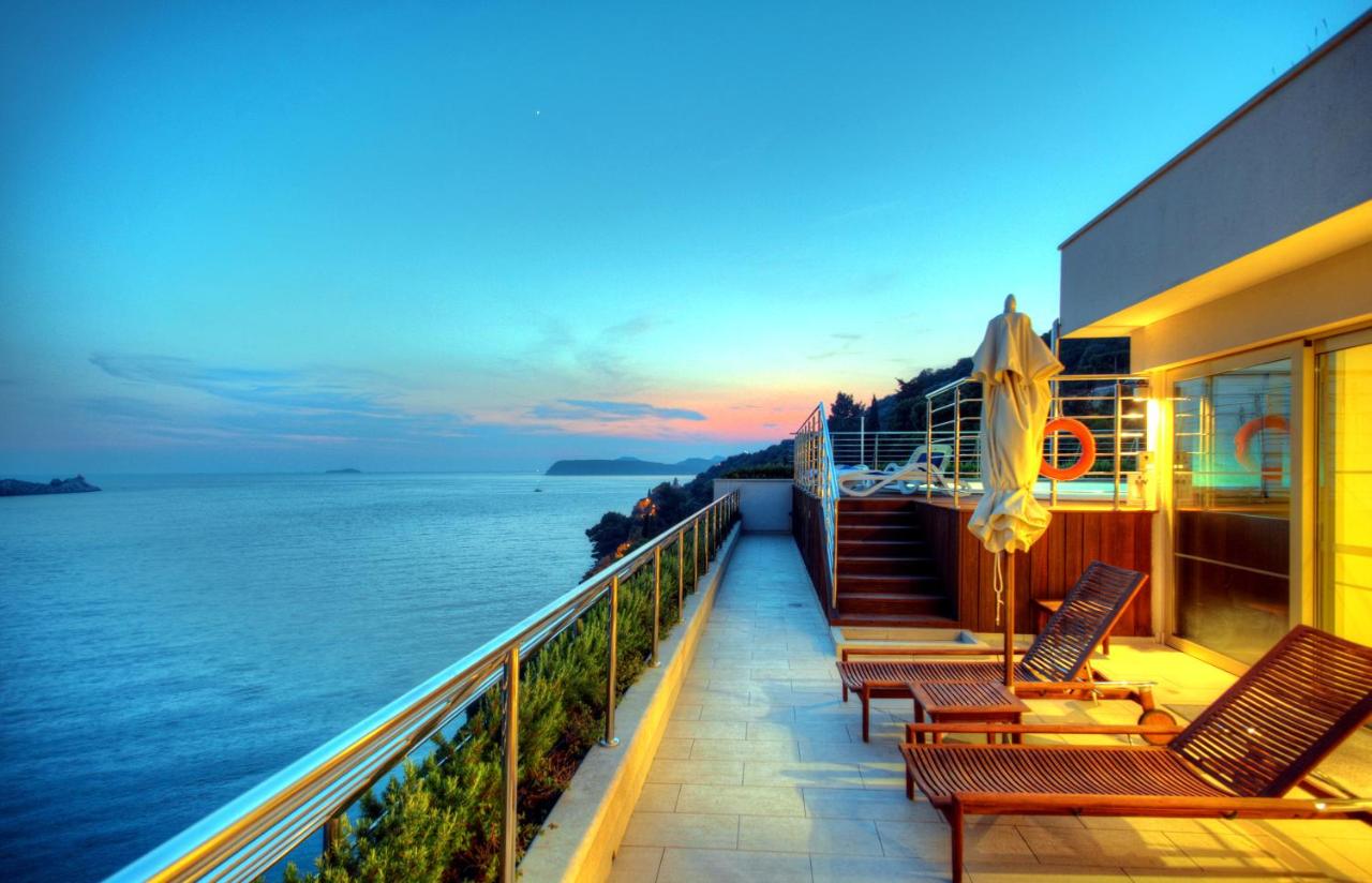 Hotel MORE