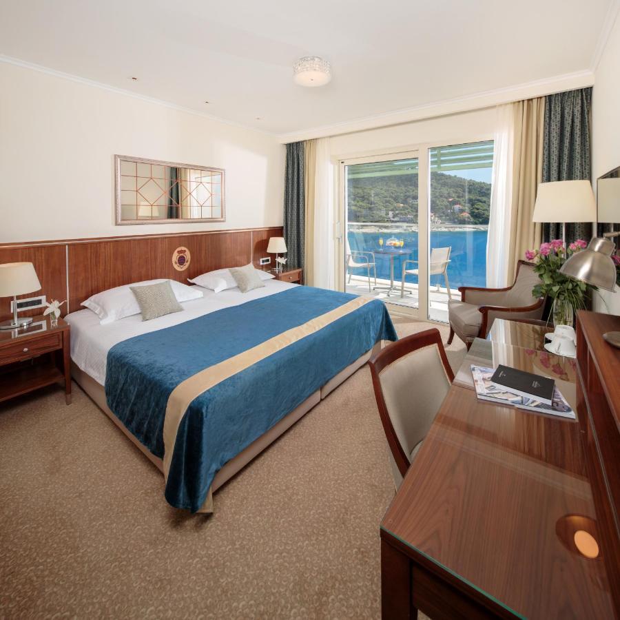 Hotel MORE