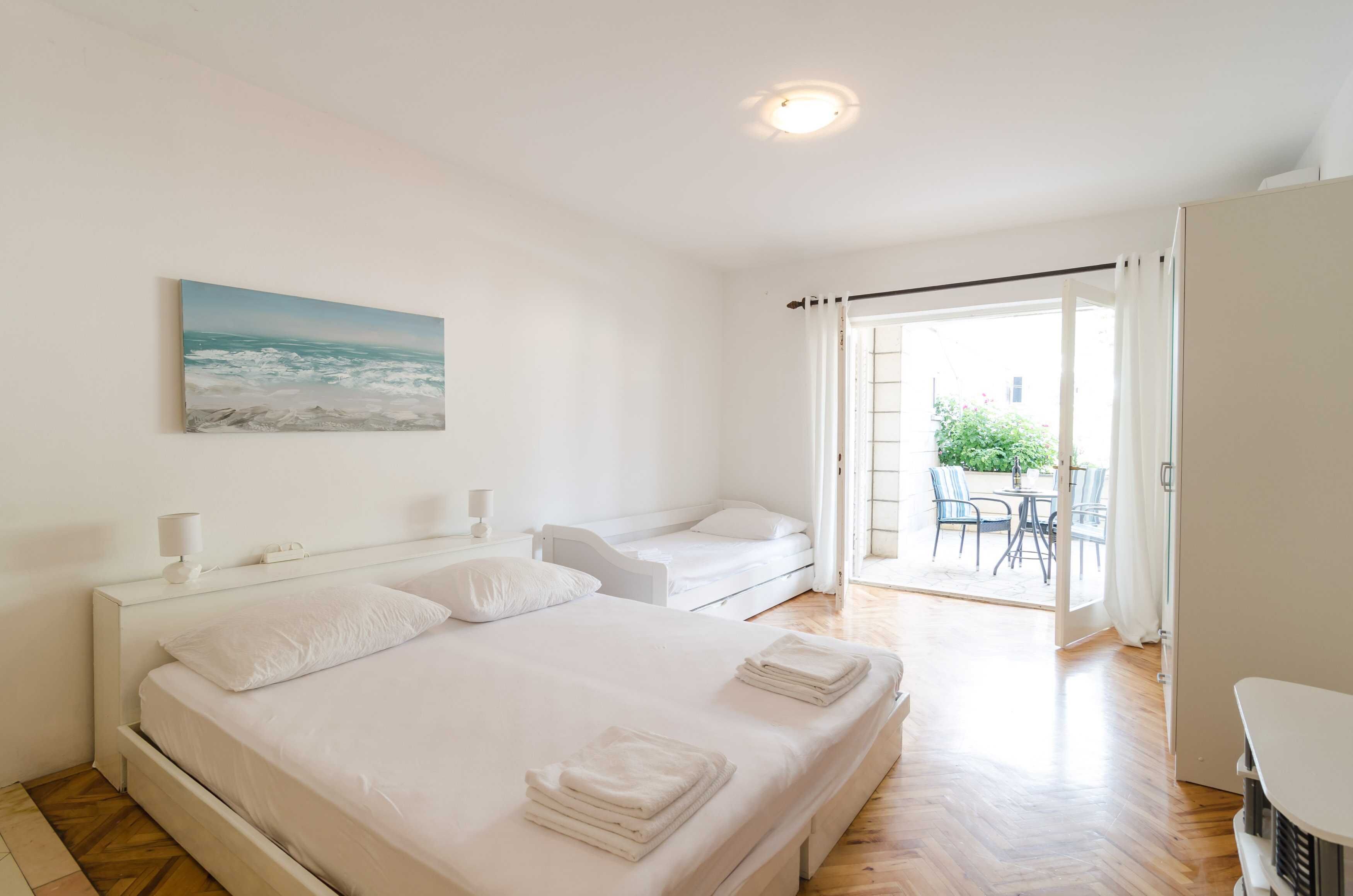 House Apartments Ariva