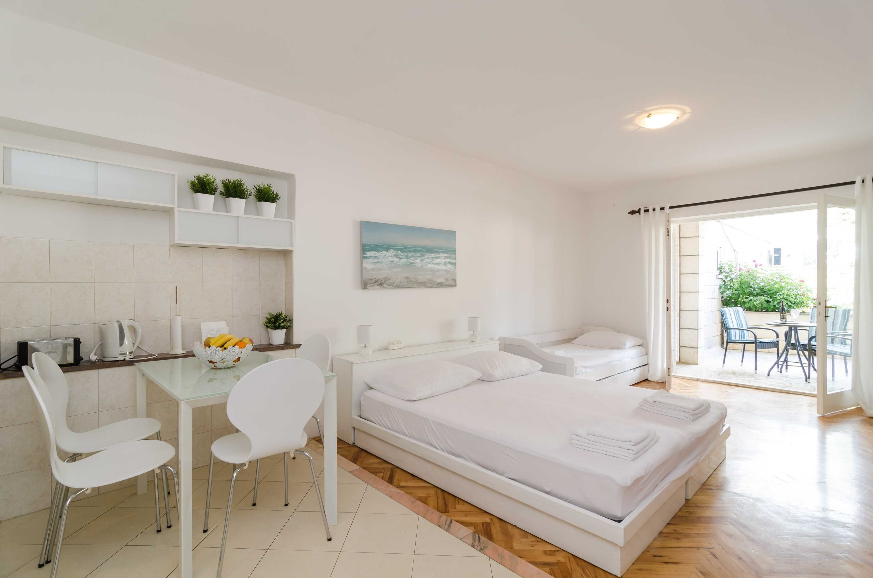 House Apartments Ariva