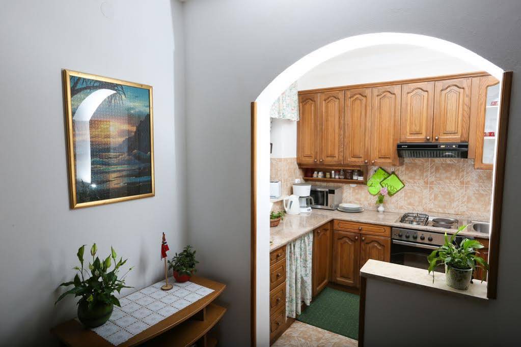 House Cvetka