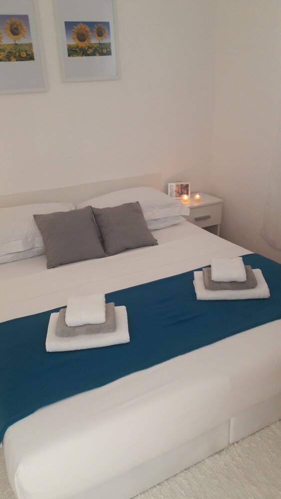 Ivana Apartments