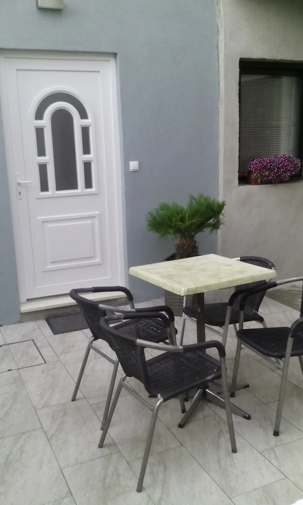 Ivana Apartments