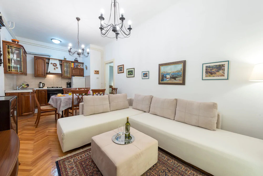 K&L Central Apartments