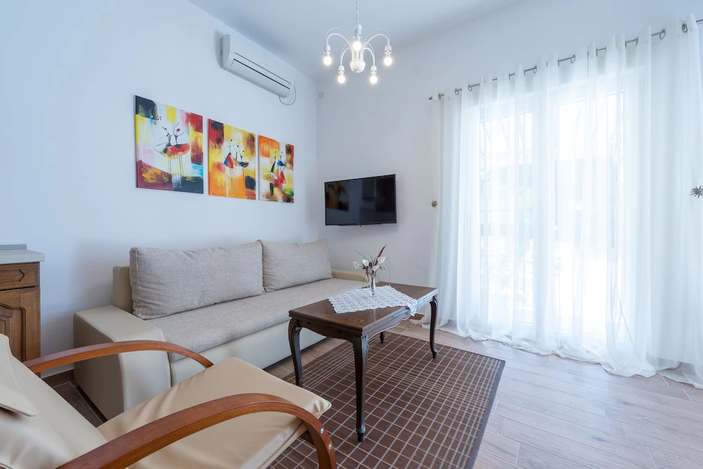 K&L Central Apartments
