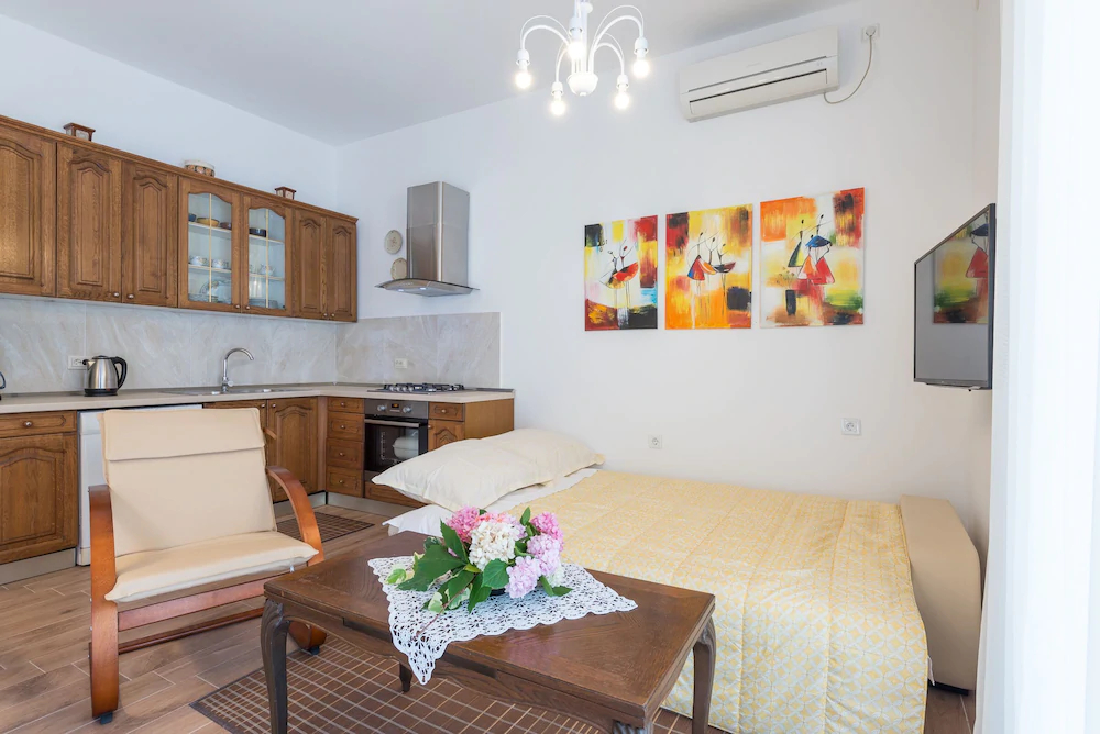 K&L Central Apartments