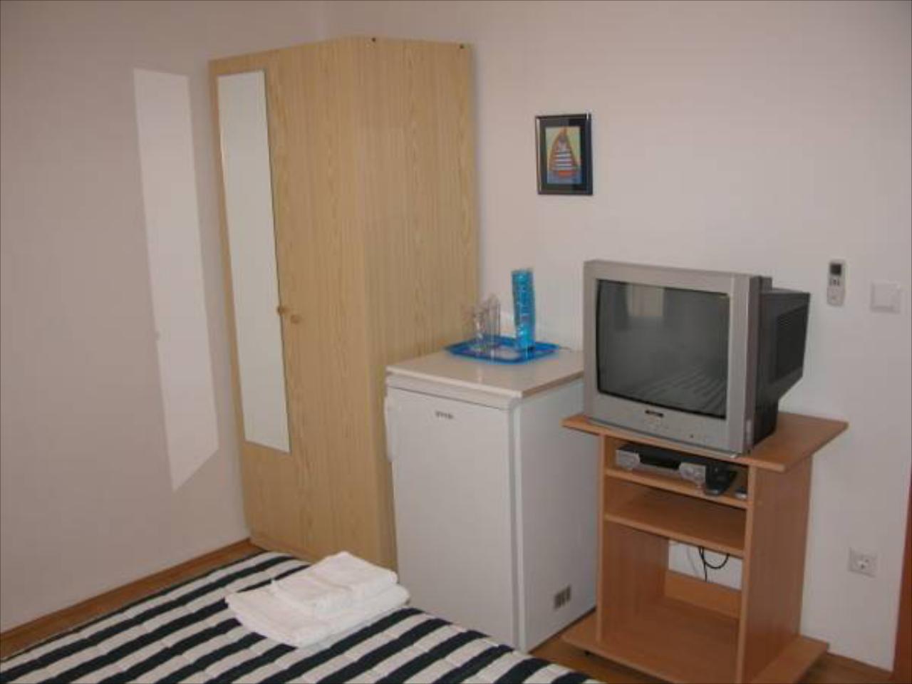 K-apartments