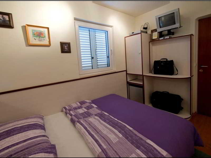 Kate Apartments