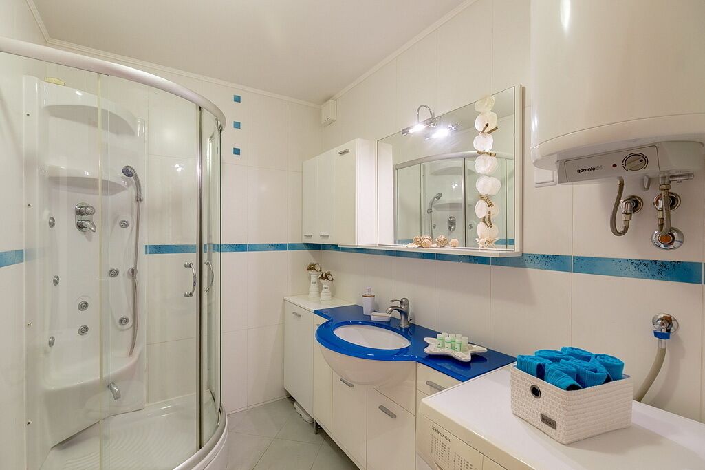 Leona & Borna's Central Lapad Suites