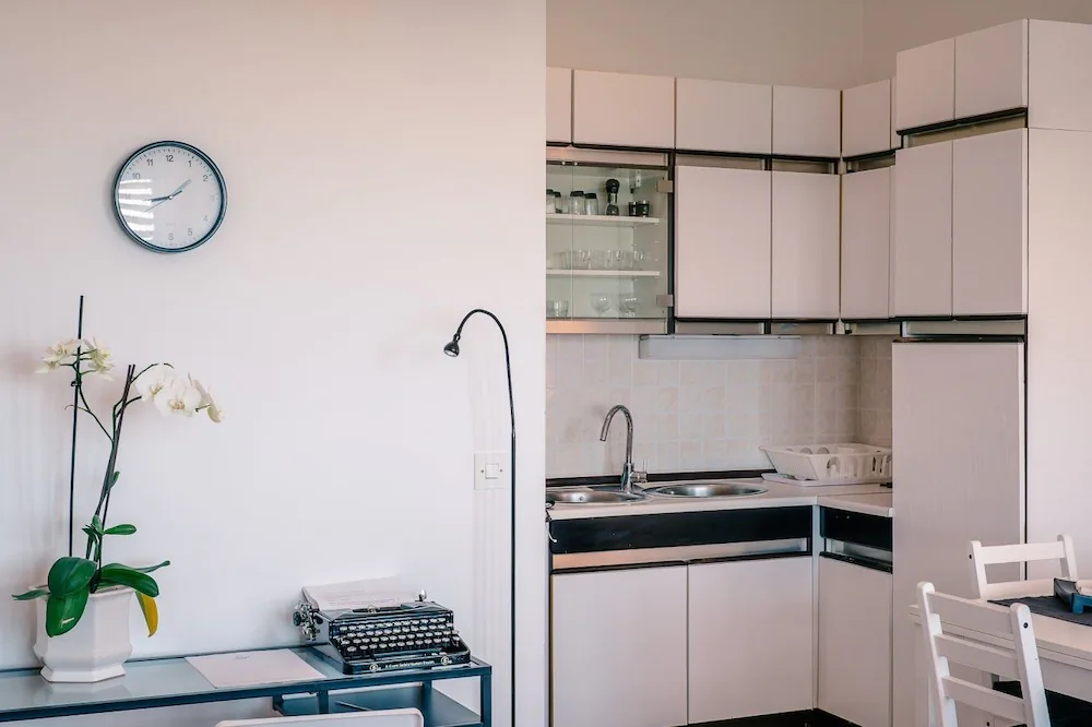 Luigi Apartments