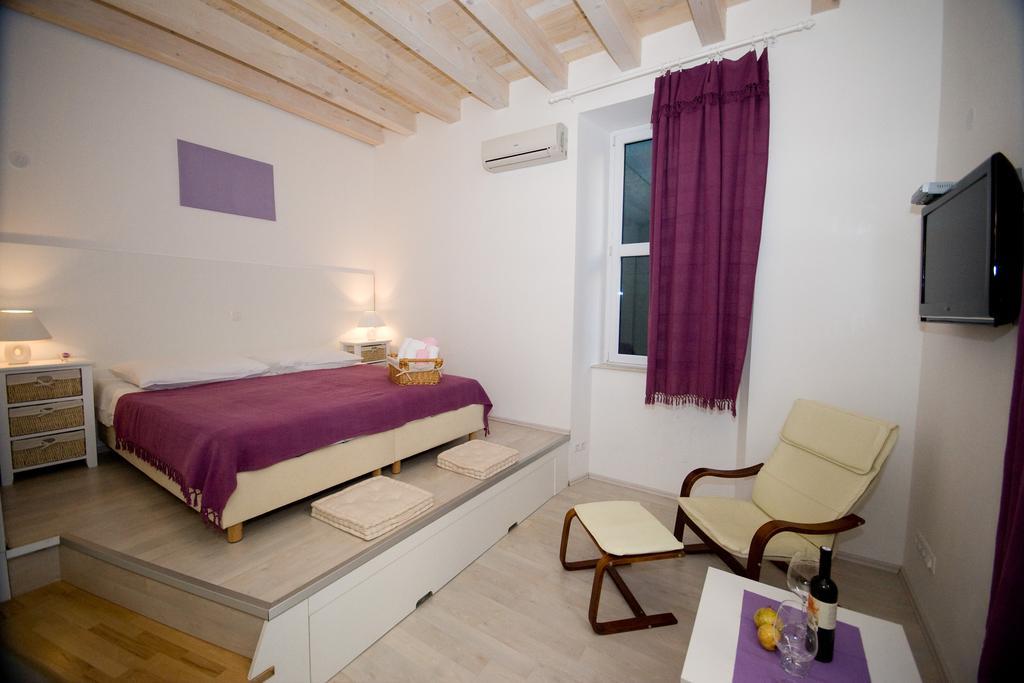 Luxury X-Rooms & Apartments Old Town