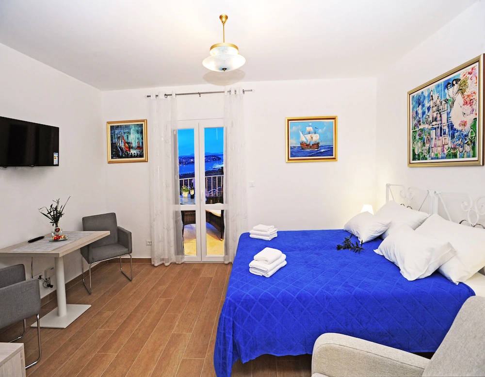 Nika Family Apartments