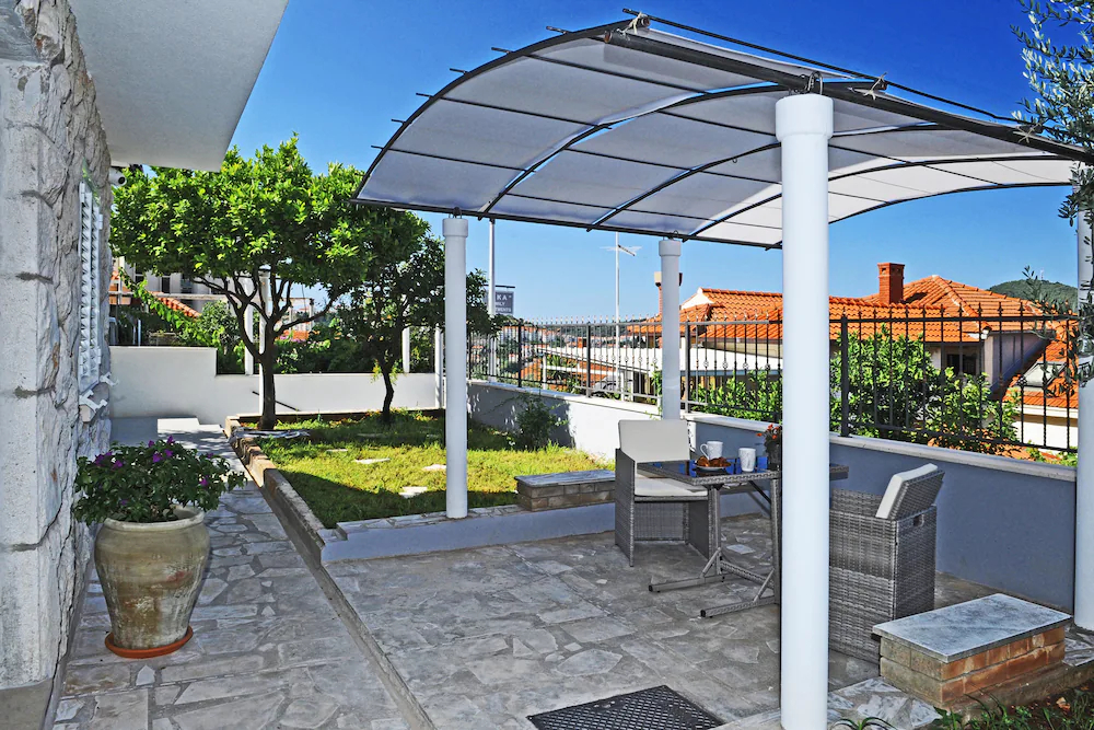 Nika Family Apartments