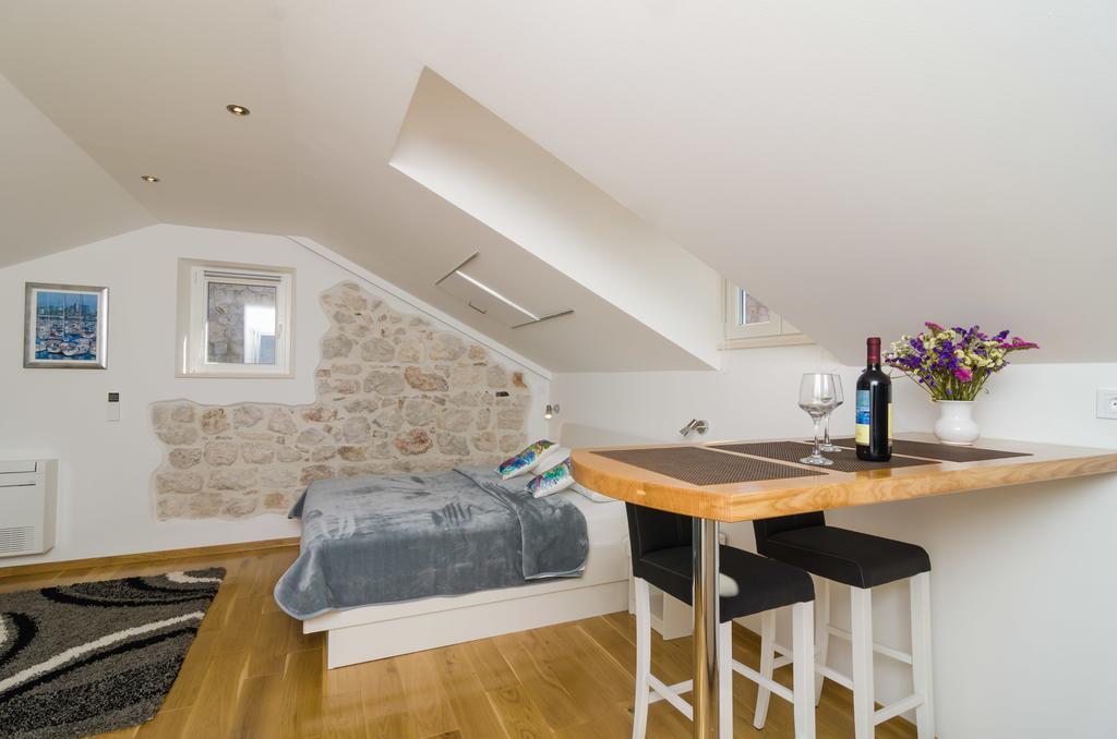 Old Town Ivona Rooms