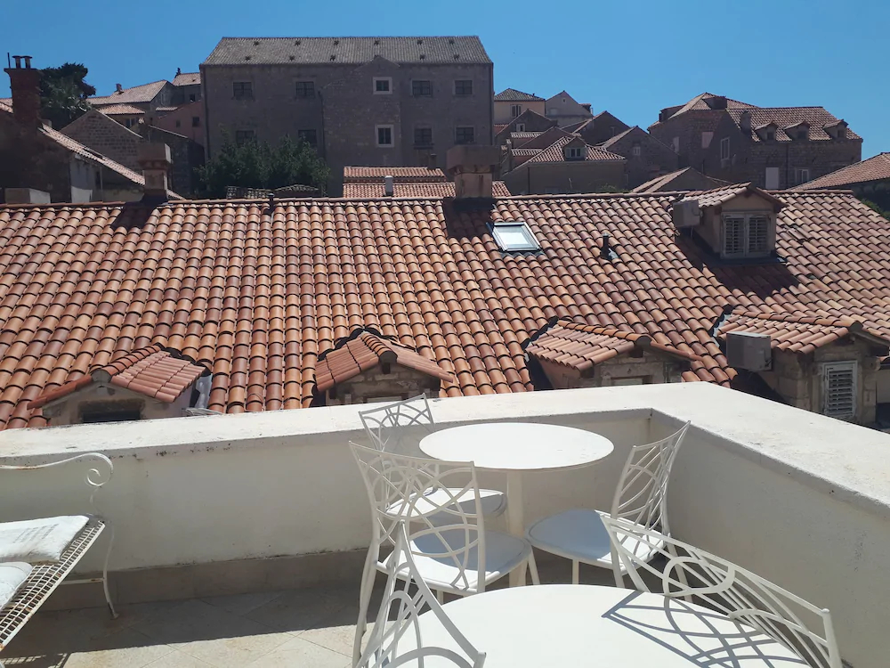 Old Town Ivory Apartments