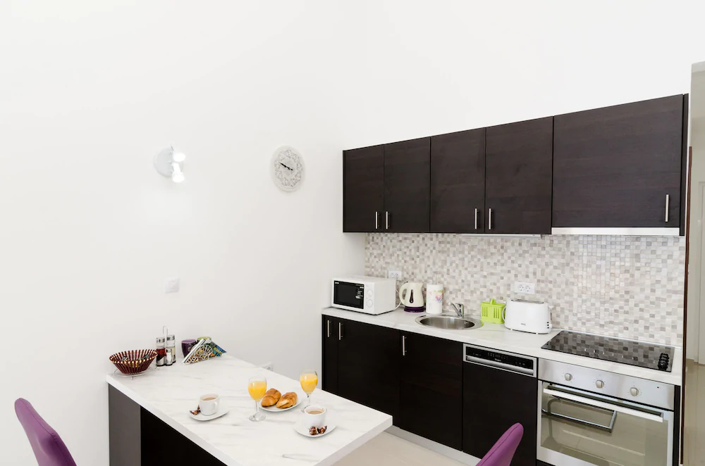 Ploce Apartmani-Luv