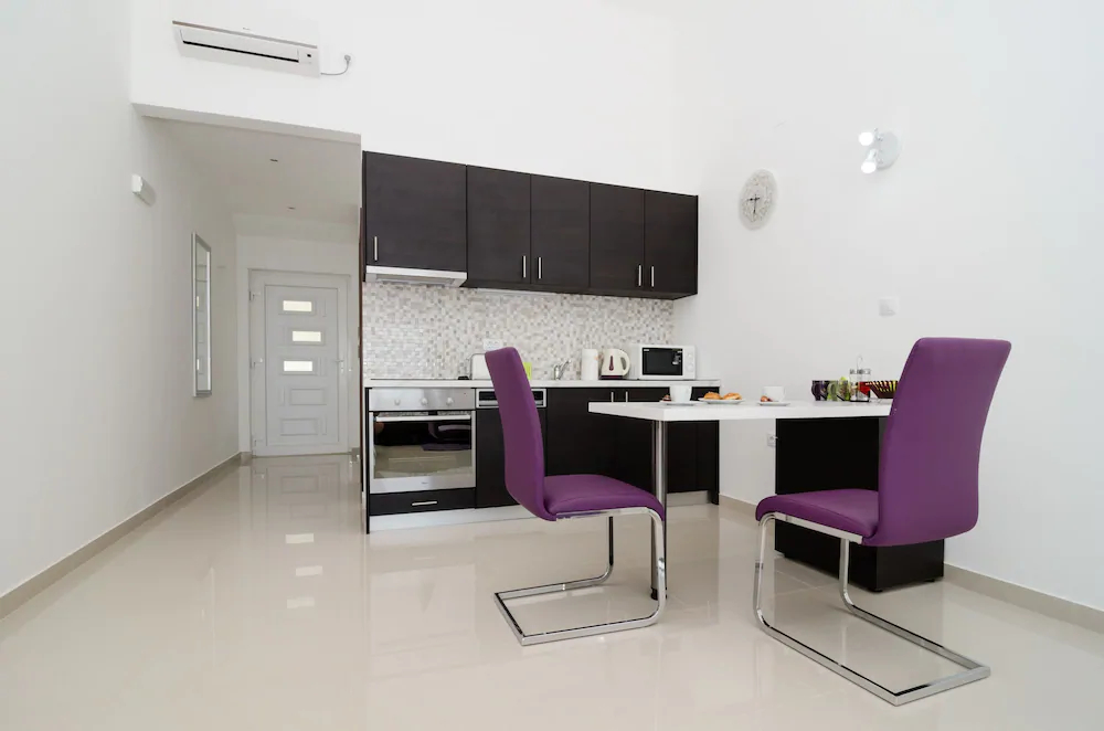 Ploce Apartmani-Luv