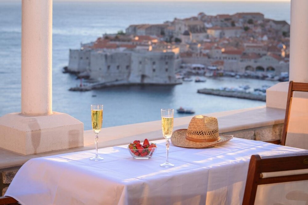 Ploce Apartments