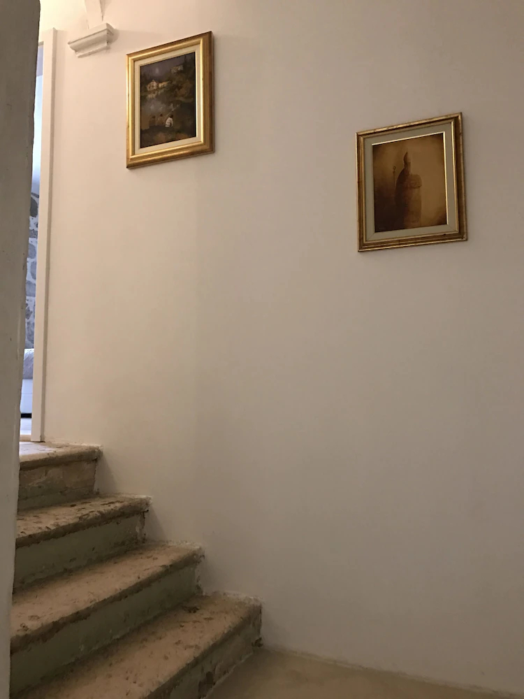 Rilati Old Town Palace