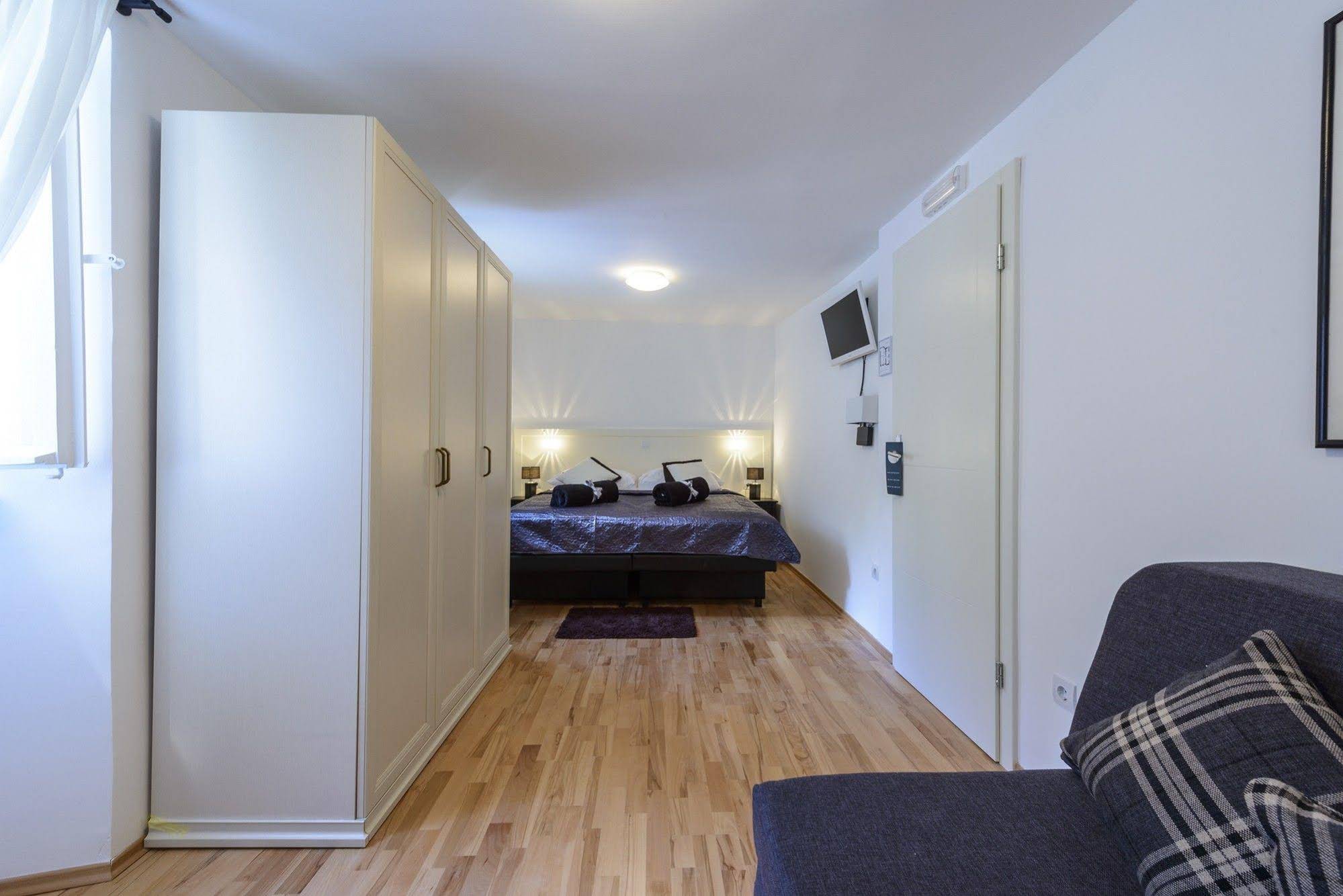 Rooms Andro