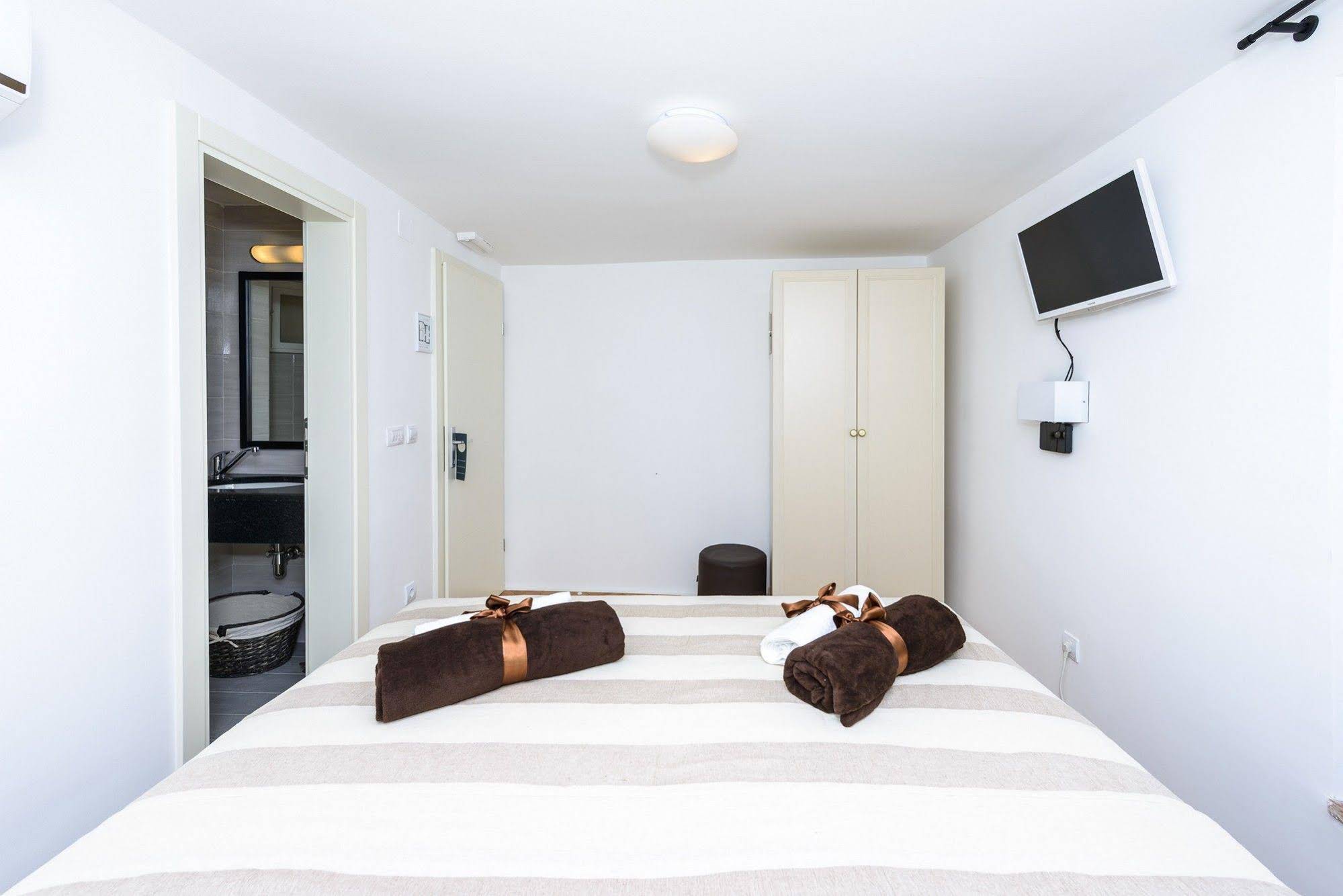 Rooms Andro