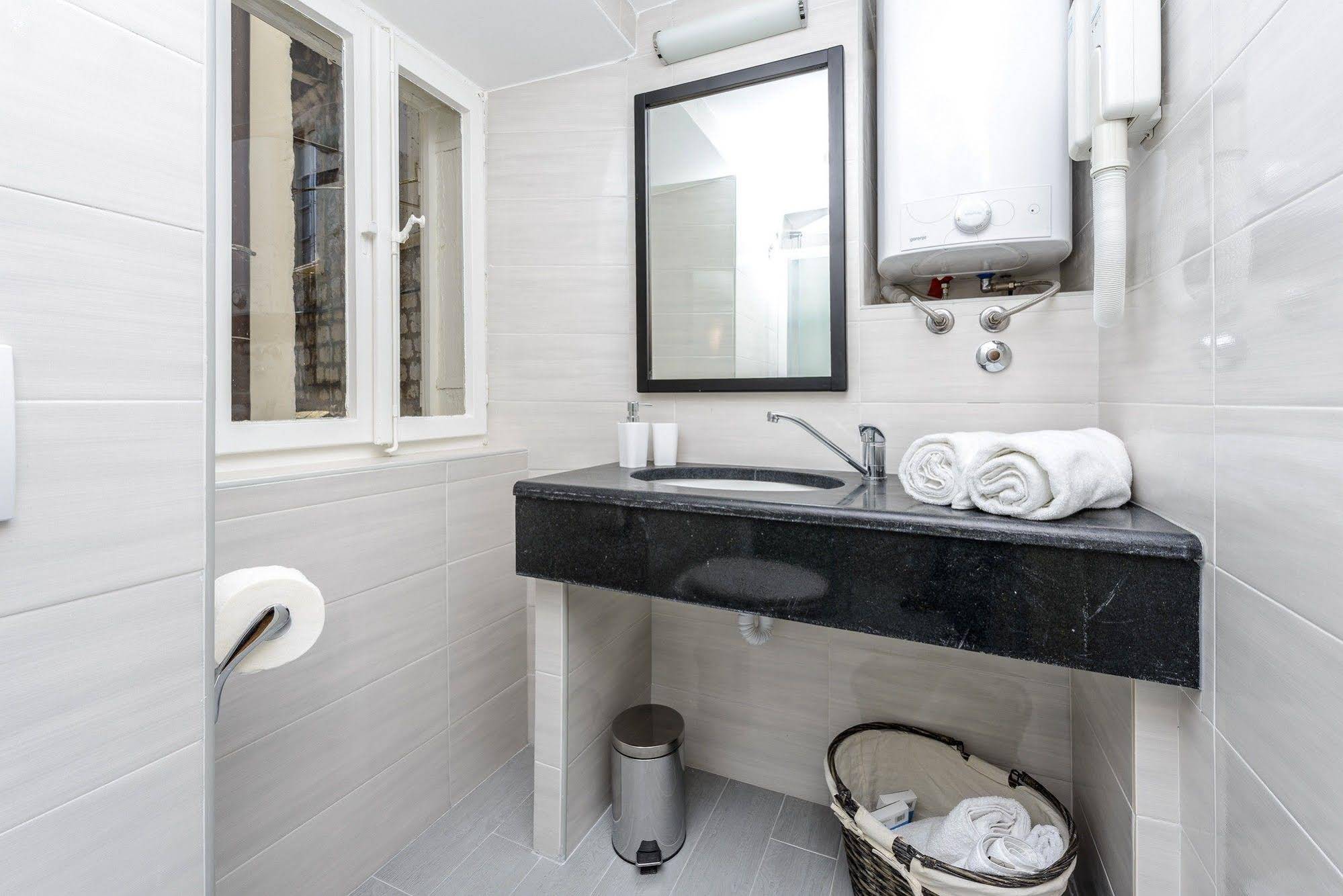 Rooms Andro