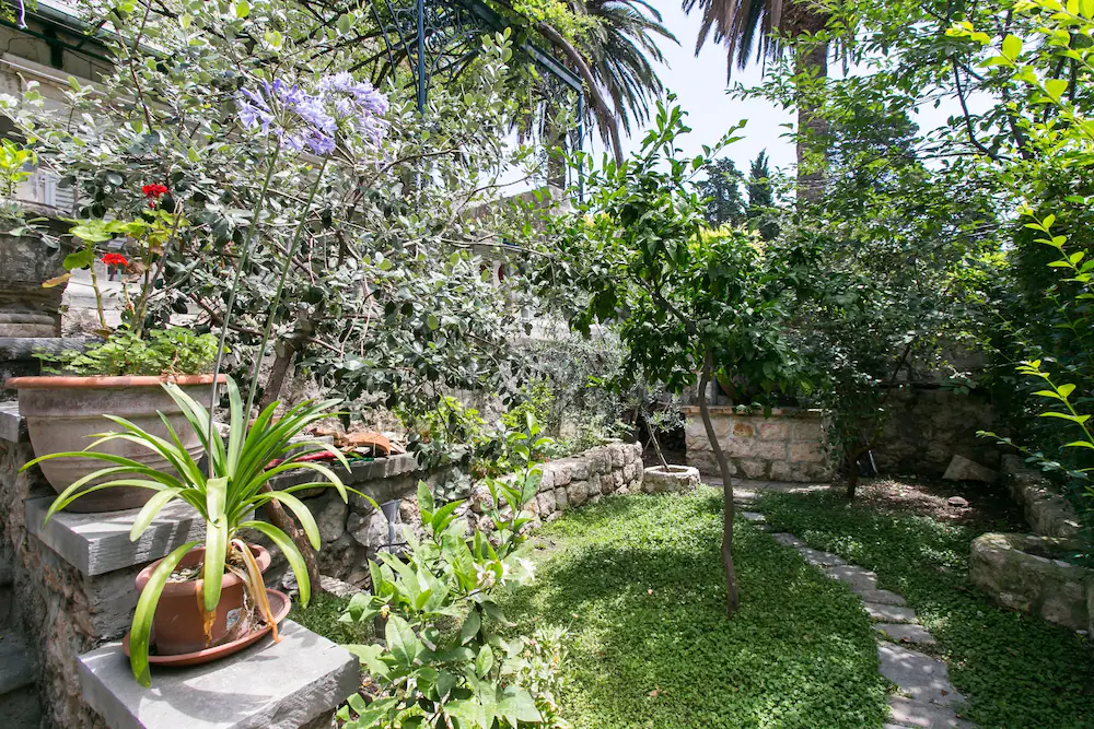 Rooms Posat