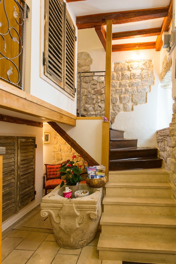 Rooms Vicelic Guest House