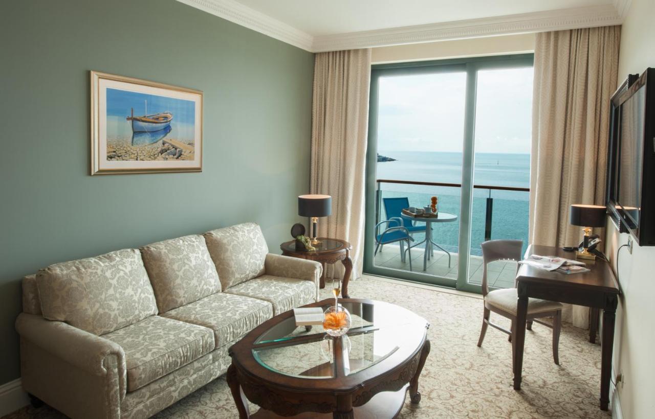 Royal Princess Hotel