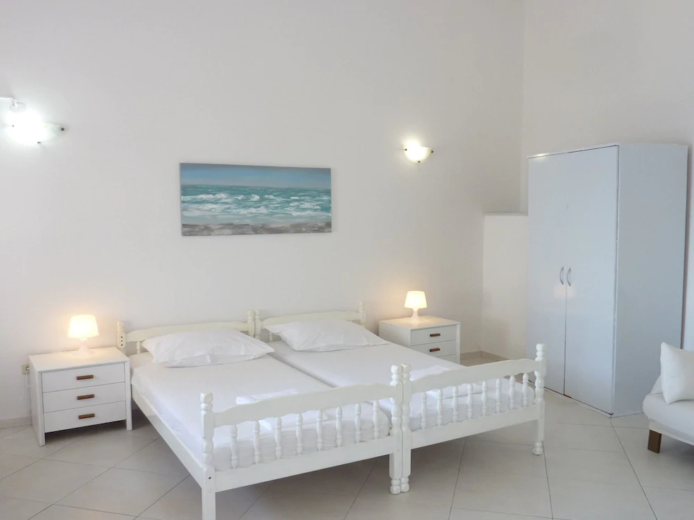 Sea & Stone Apartments
