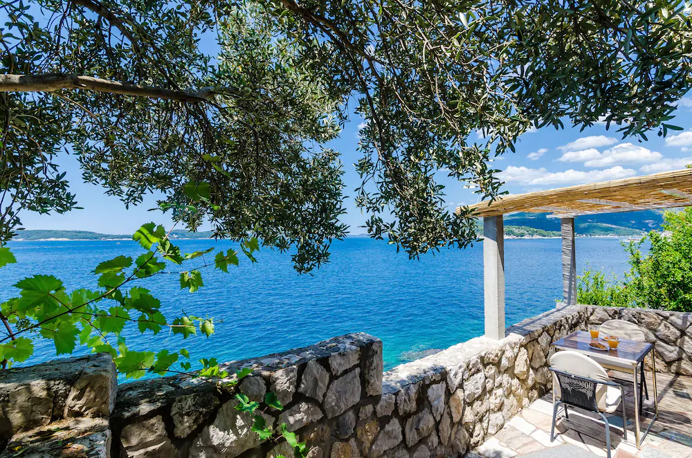 Sea & Stone Apartments