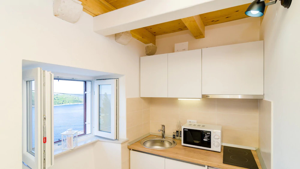Shining Star Apartments