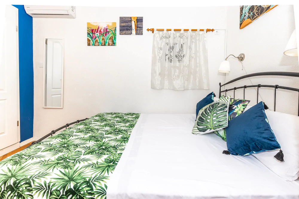Star Rooms & Studios