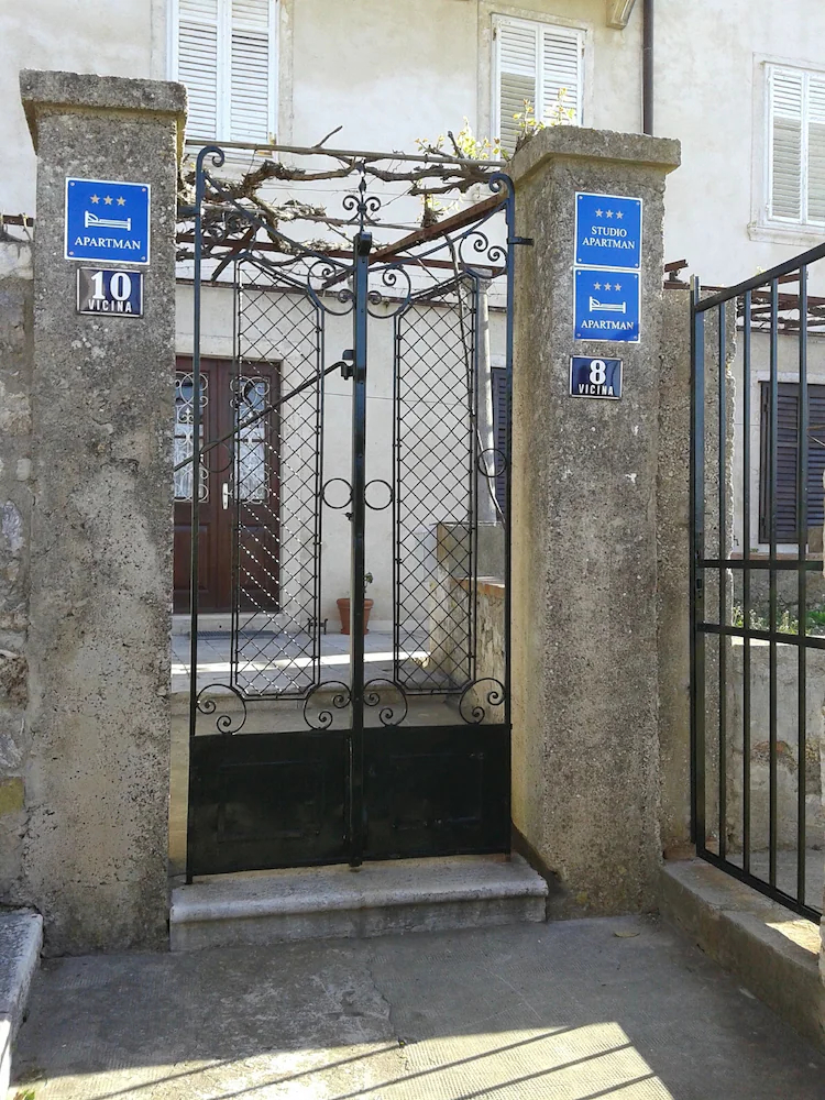 Vicina Summer Apartments