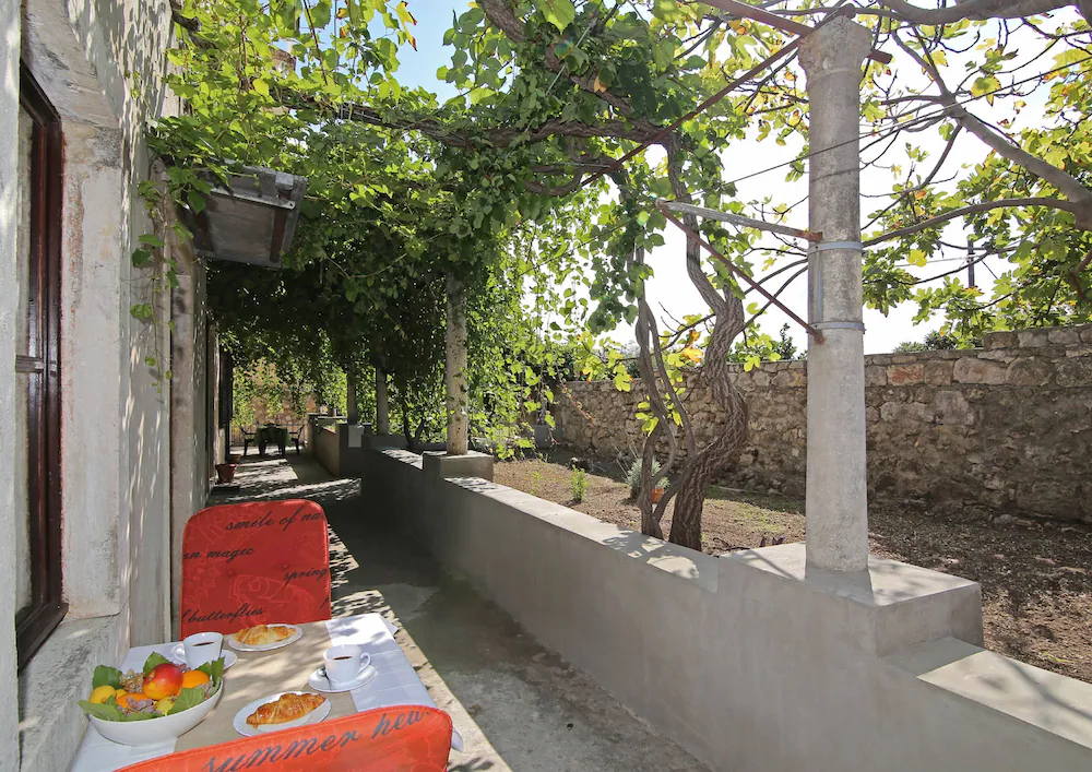 Vicina Summer Apartments