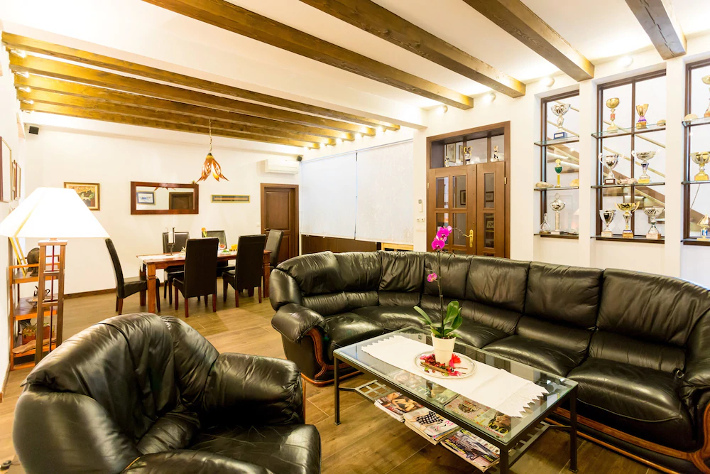 Villa Anica