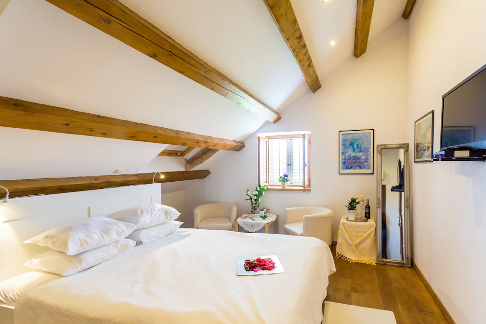 Villa Anica