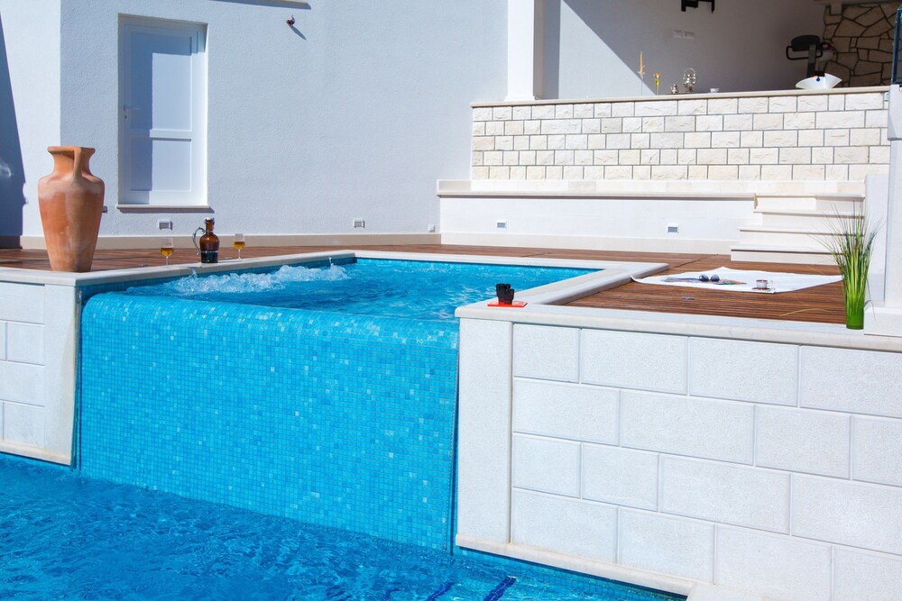 Villa Arion