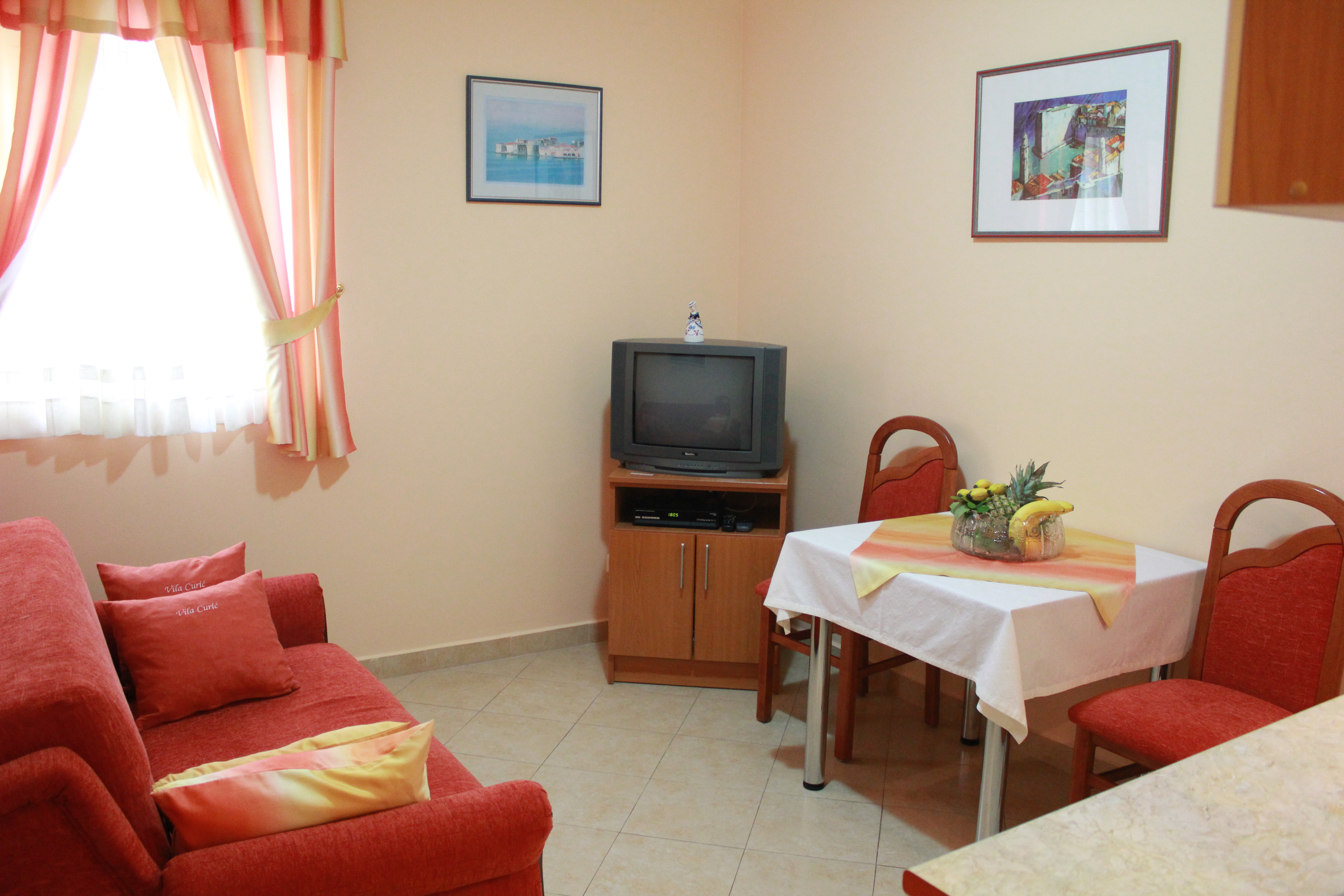 Villa Curic
